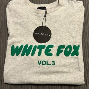 Brand new with tags white fox T-shirt size large/ extra large